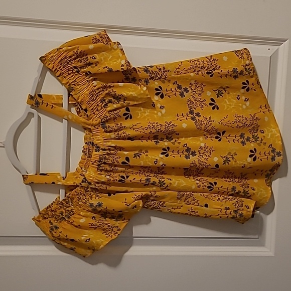 Sienna Sky yellow floral top - Picture 4 of 5